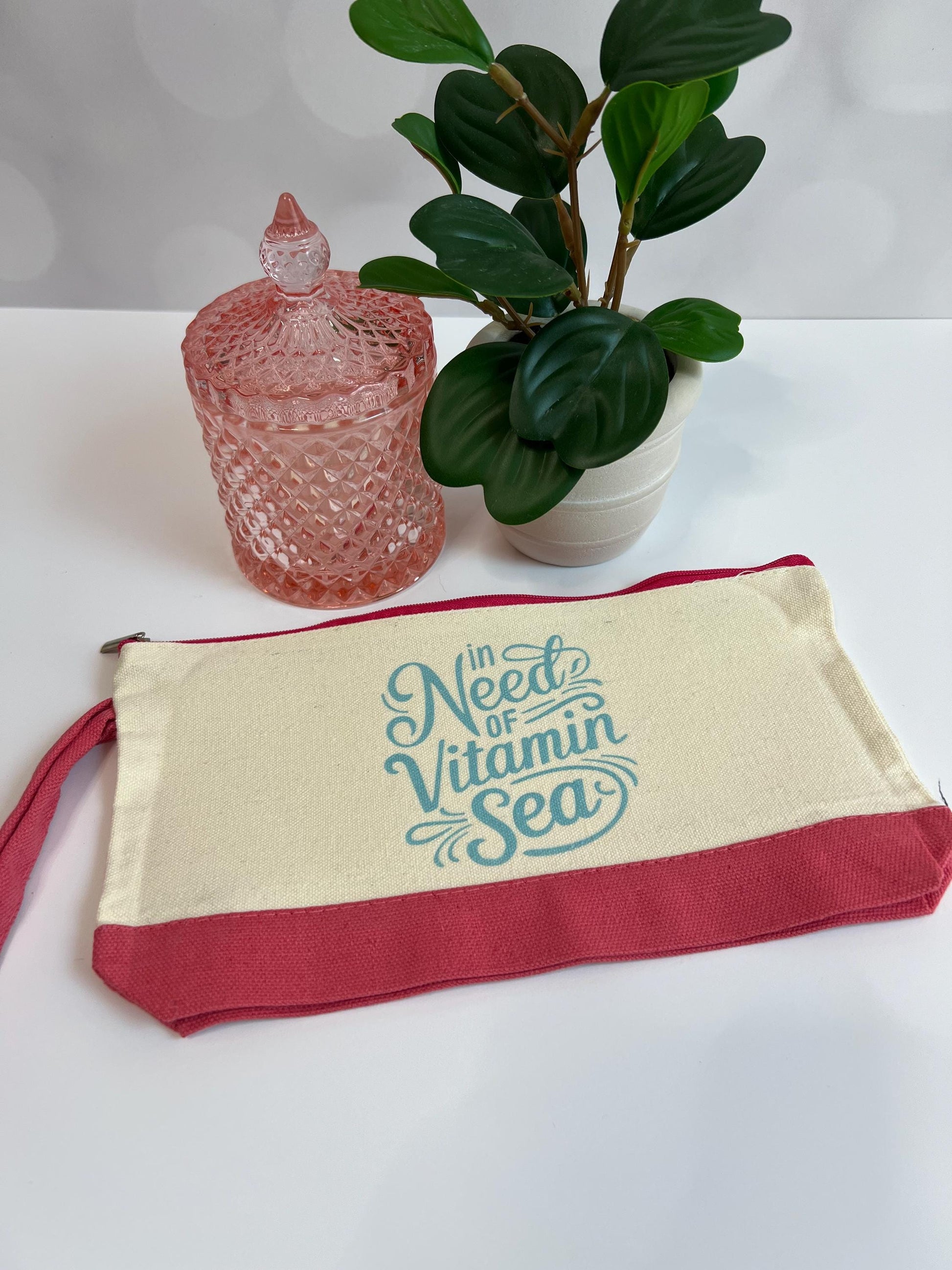 Vitamin Sea Makeup Bag: Cruise Vacation Wristlet