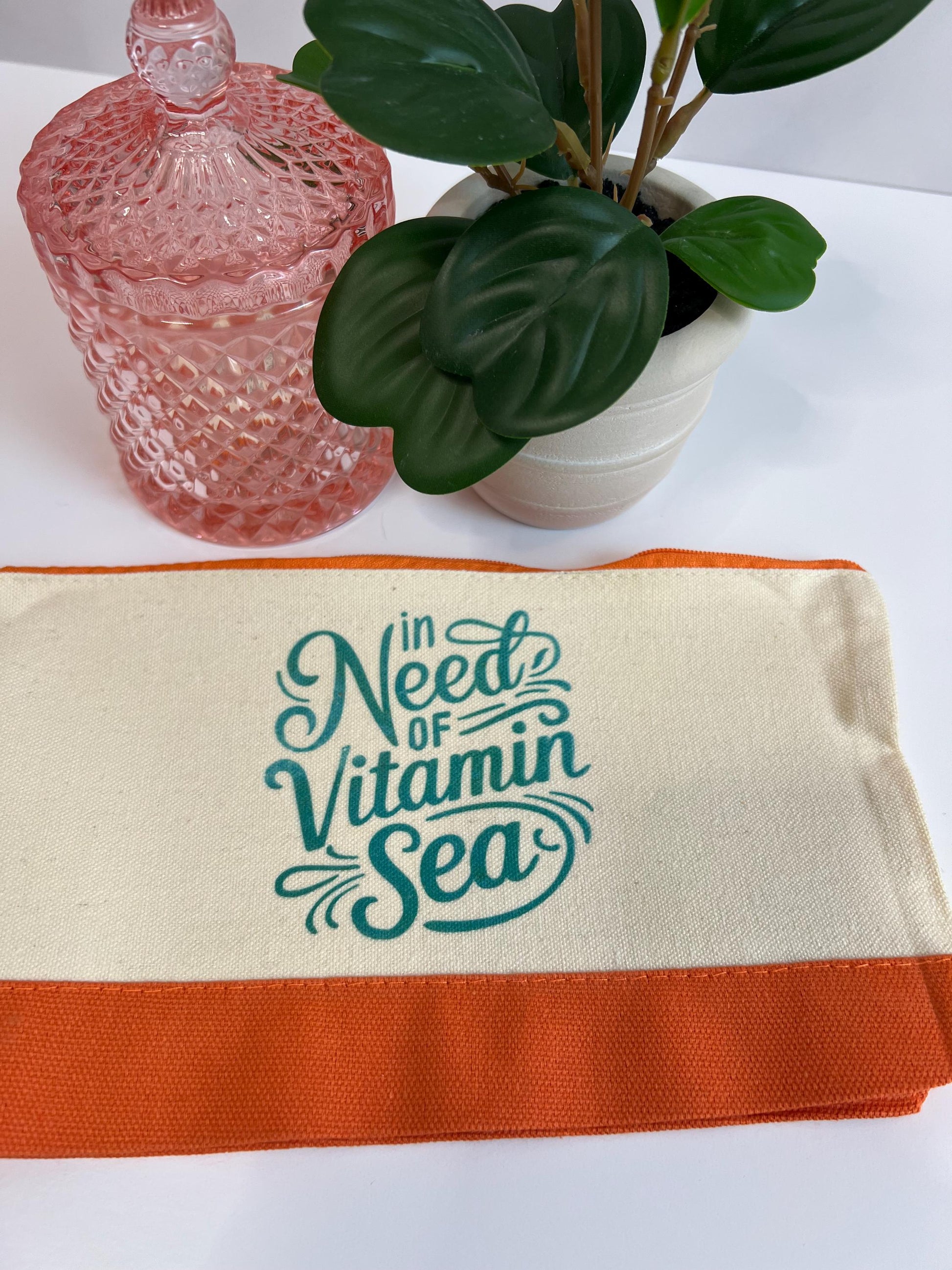 Vitamin Sea Makeup Bag: Cruise Vacation Wristlet
