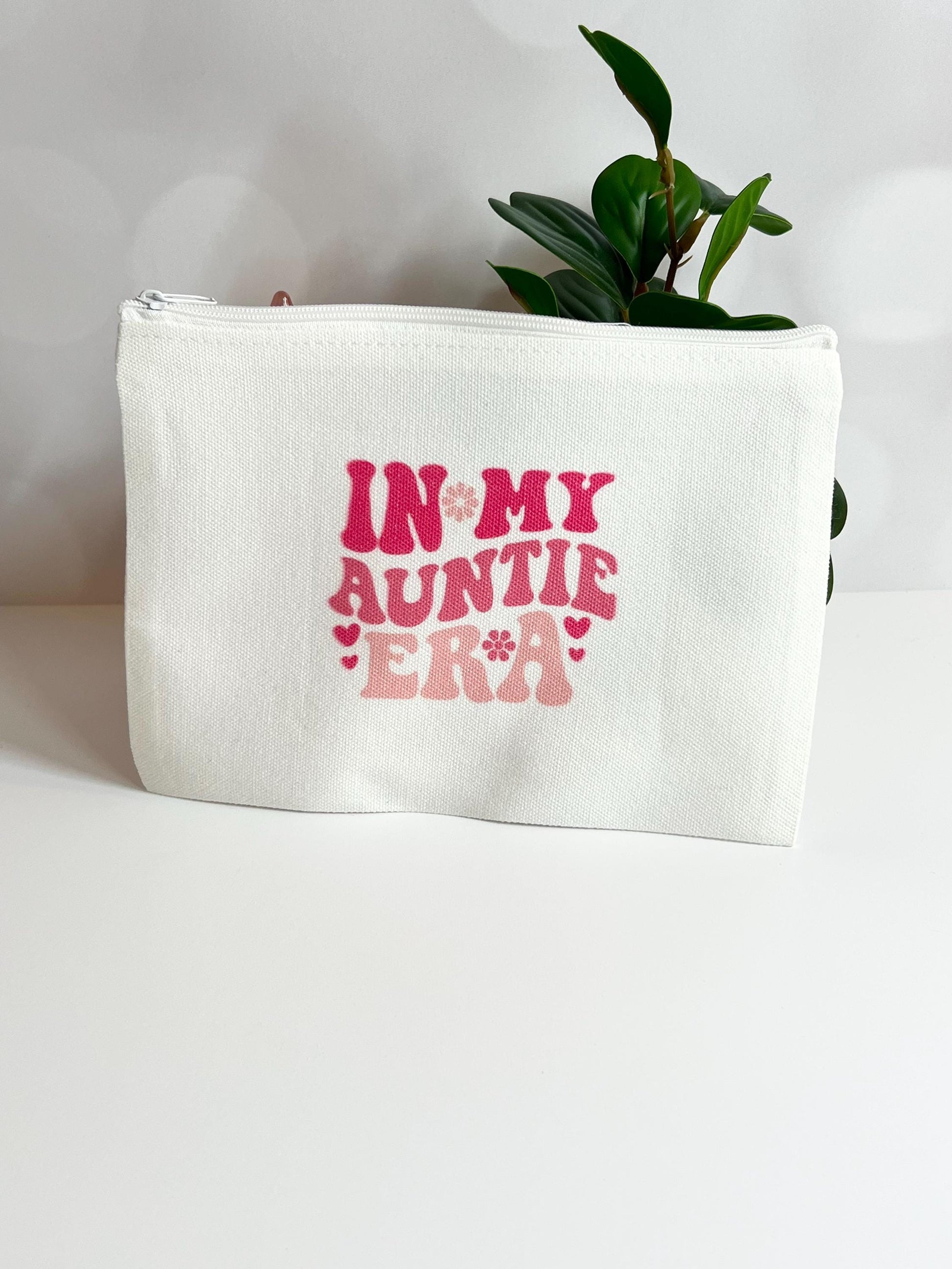 Beautiful Make-up Bag, Cosmetic Bag, Cruise Bag, Cute Bag, Vacation, Wristlet